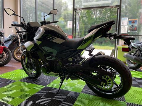 2025 Kawasaki Z900 ABS in Tyngsboro, Massachusetts - Photo 2