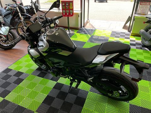 2025 Kawasaki Z900 ABS in Tyngsboro, Massachusetts - Photo 9