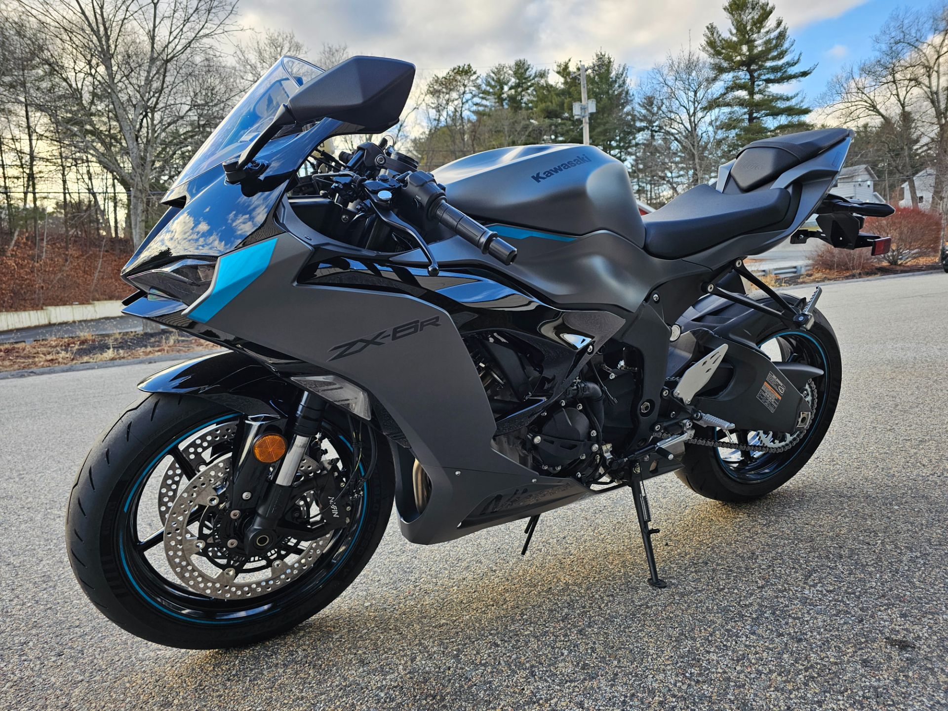 2025 Kawasaki Ninja ZX-6R in Tyngsboro, Massachusetts - Photo 13