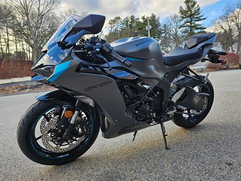 2025 Kawasaki Ninja ZX-6R in Tyngsboro, Massachusetts - Photo 13