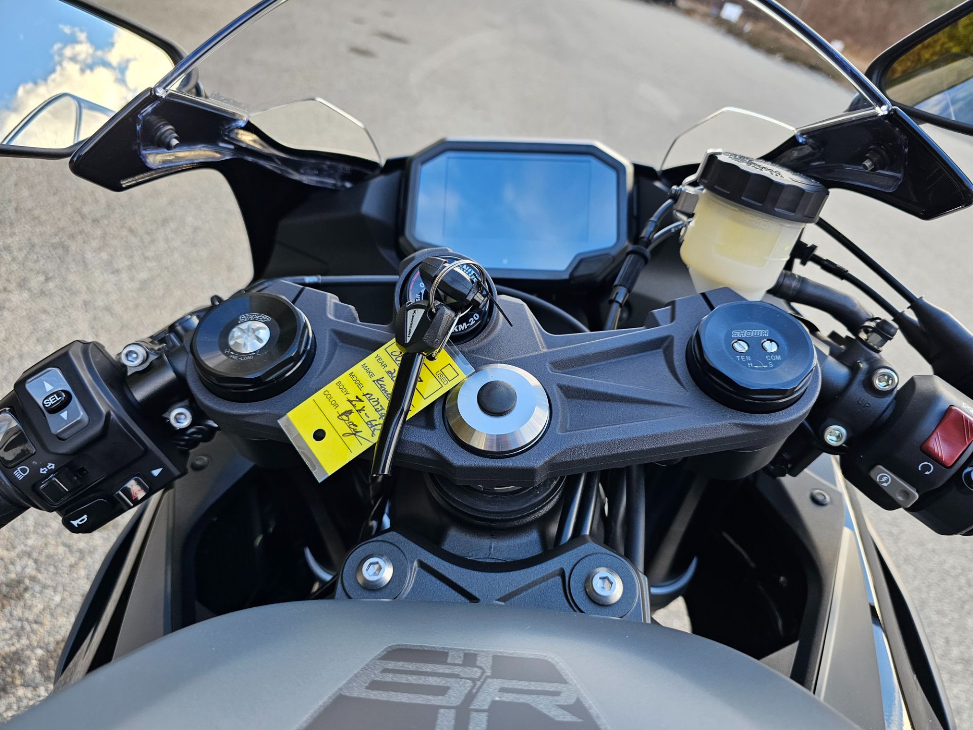 2025 Kawasaki Ninja ZX-6R in Tyngsboro, Massachusetts - Photo 16