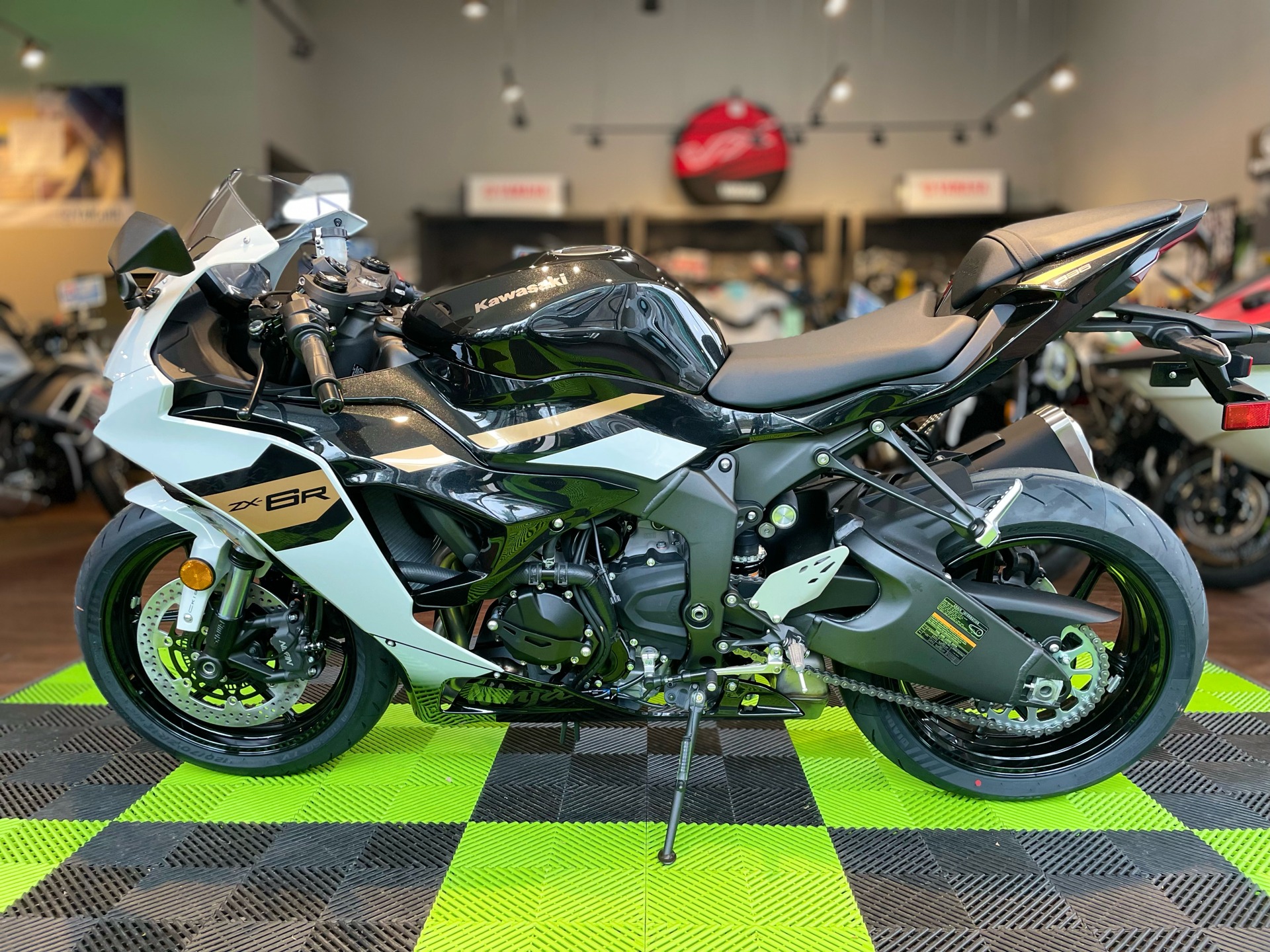 2026 Kawasaki Ninja® ZX-6R ABS for sale 1076857
