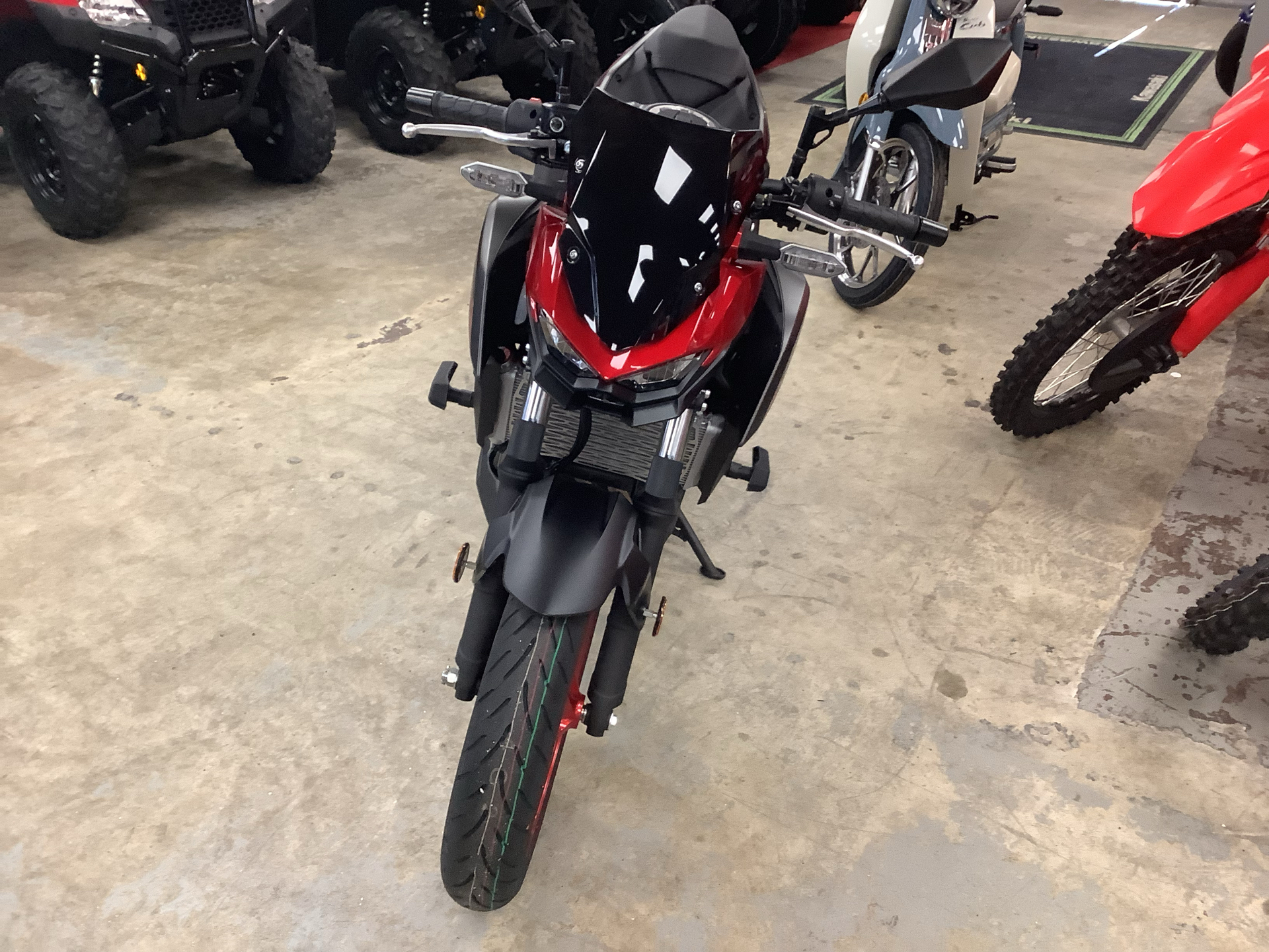 2024 Kawasaki Z500 SE ABS in Northampton, Massachusetts - Photo 4