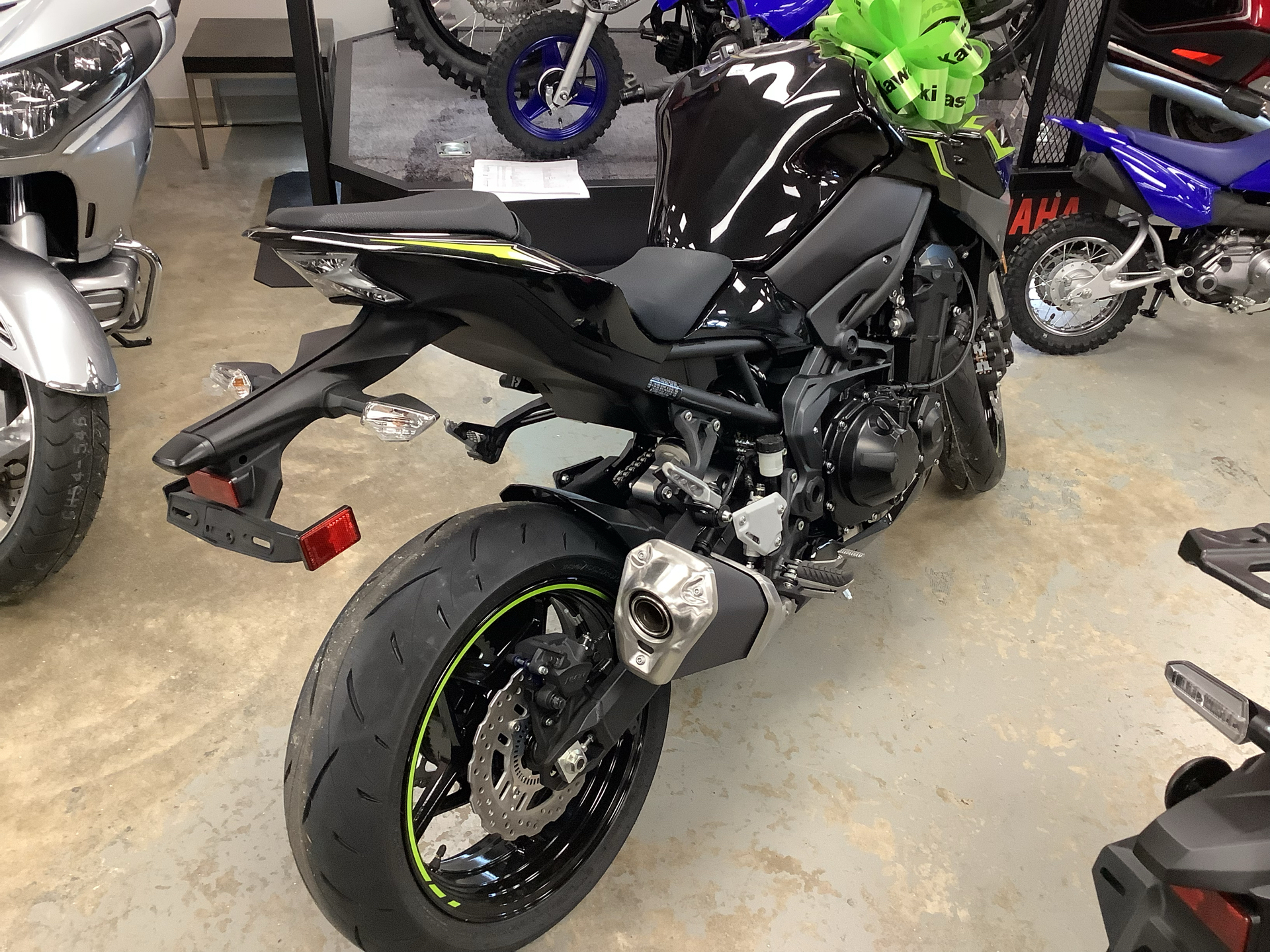 2024 Kawasaki Z900 ABS in Northampton, Massachusetts - Photo 2