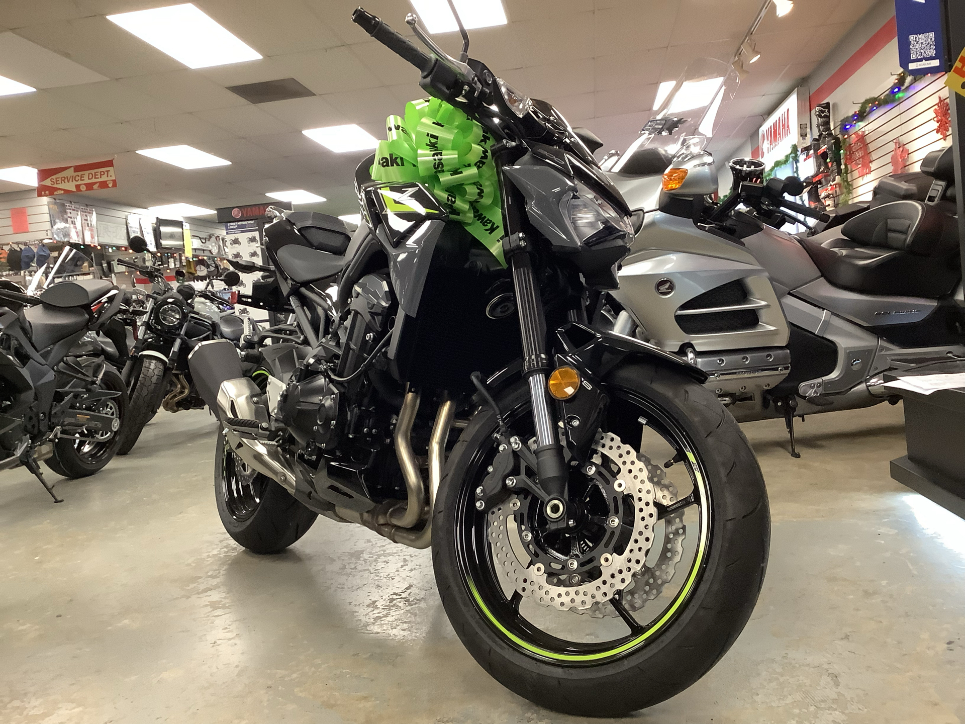 2024 Kawasaki Z900 ABS in Northampton, Massachusetts - Photo 6