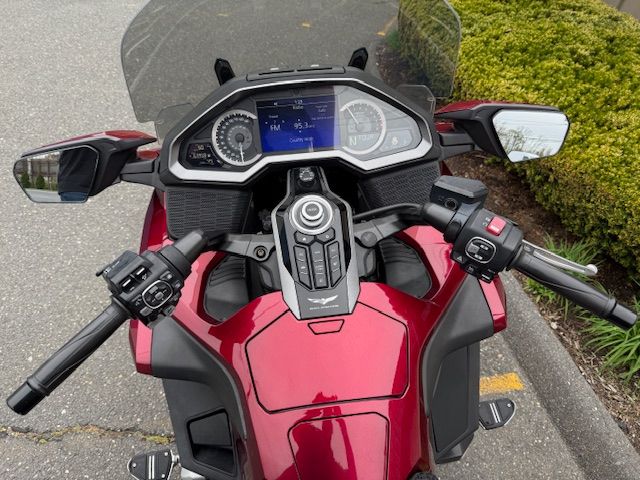 2019 Honda Gold Wing Tour in Northampton, Massachusetts - Photo 6