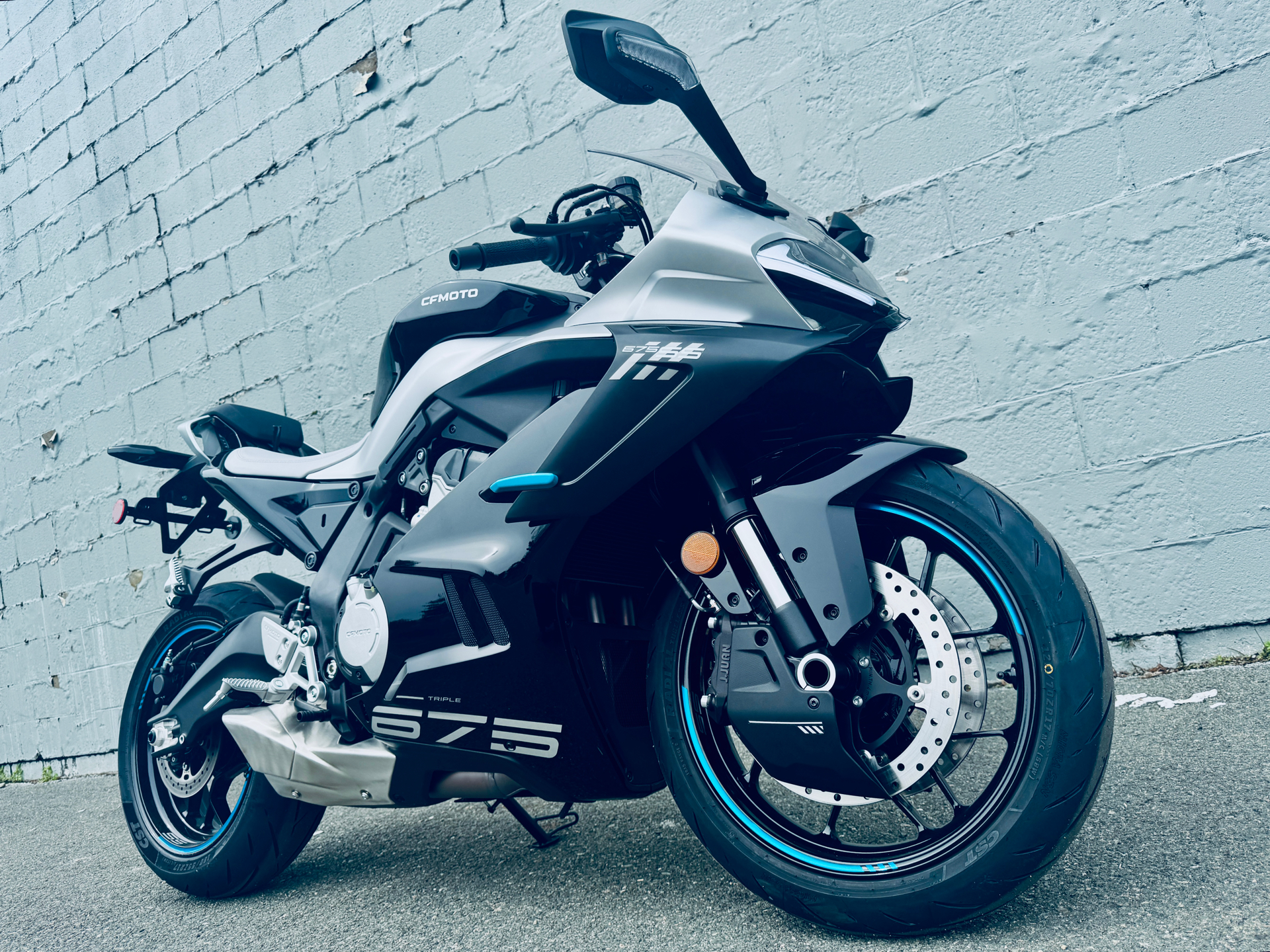 2025 CFMOTO 675SS in Northampton, Massachusetts - Photo 12