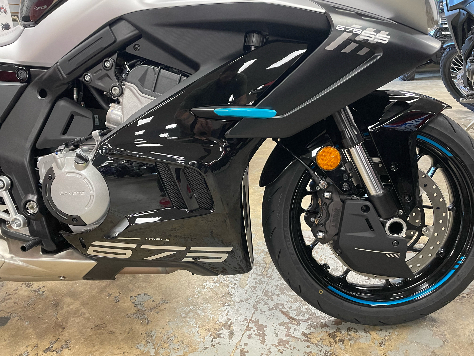 2025 CFMOTO 675SS in Northampton, Massachusetts - Photo 4