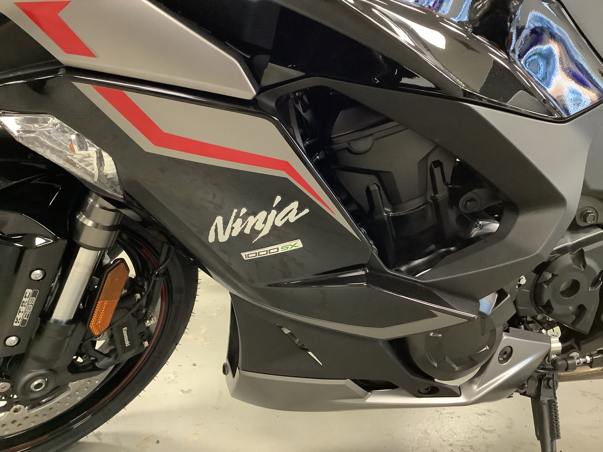 2024 Kawasaki Ninja 1000SX ABS in Northampton, Massachusetts - Photo 2