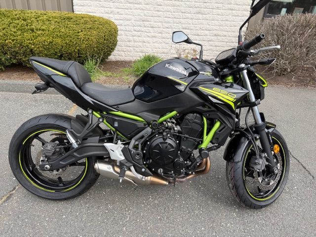 Used 2020 Kawasaki Z650 ABS Metallic Spark Black / Metallic Flat
