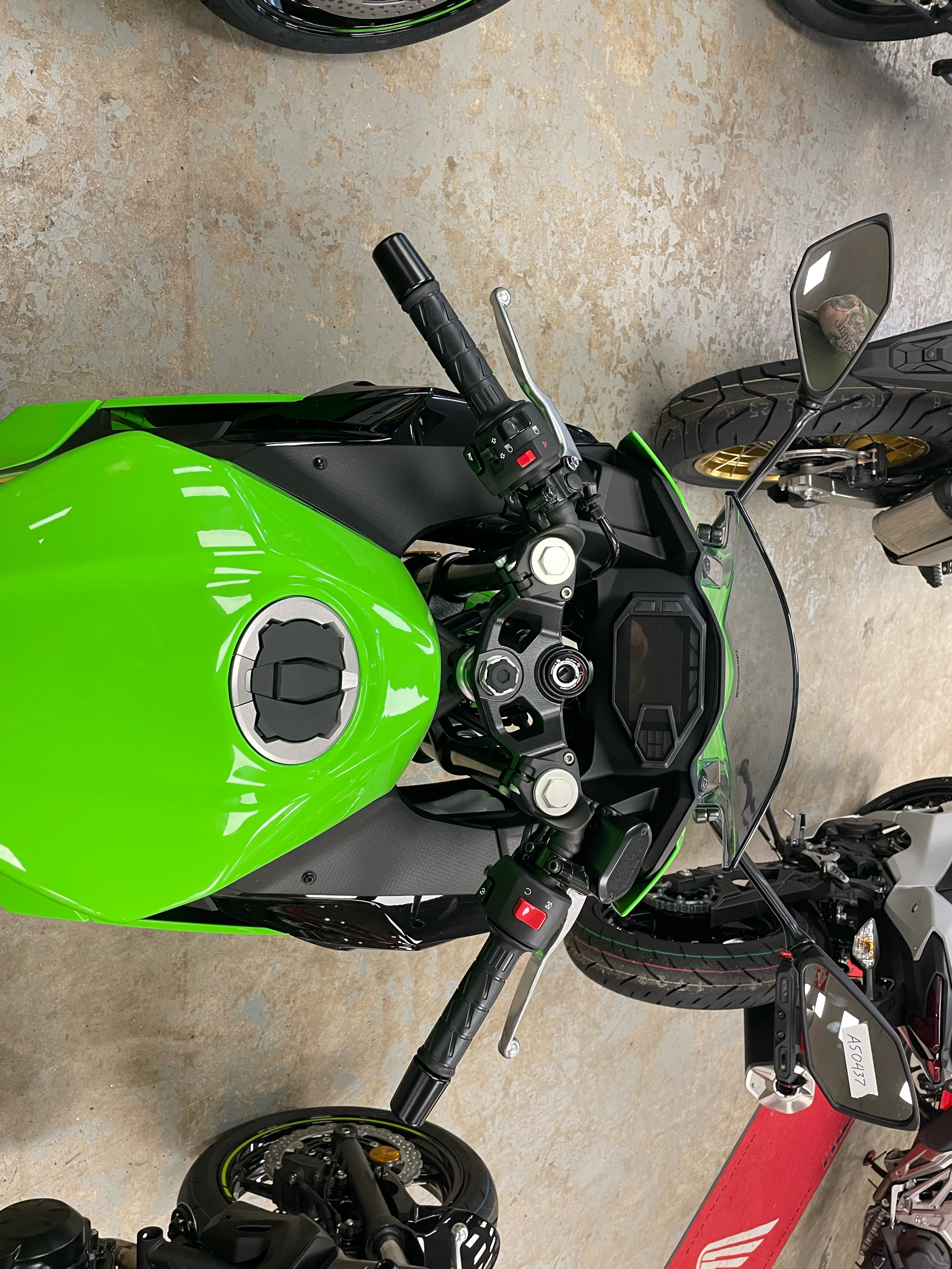 2025 Kawasaki Ninja 500 KRT Edition in Northampton, Massachusetts - Photo 6