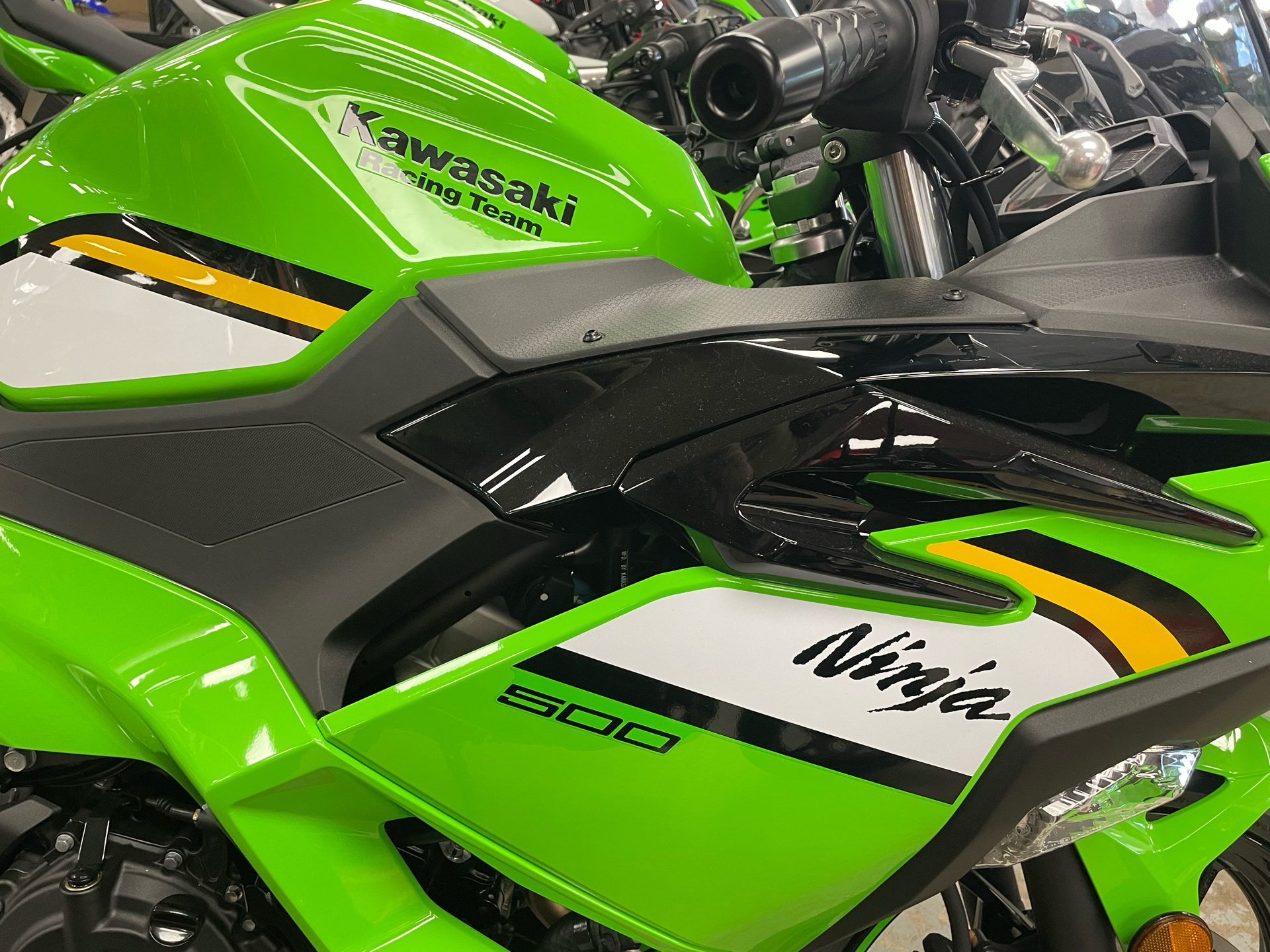 2025 Kawasaki Ninja 500 KRT Edition in Northampton, Massachusetts - Photo 7