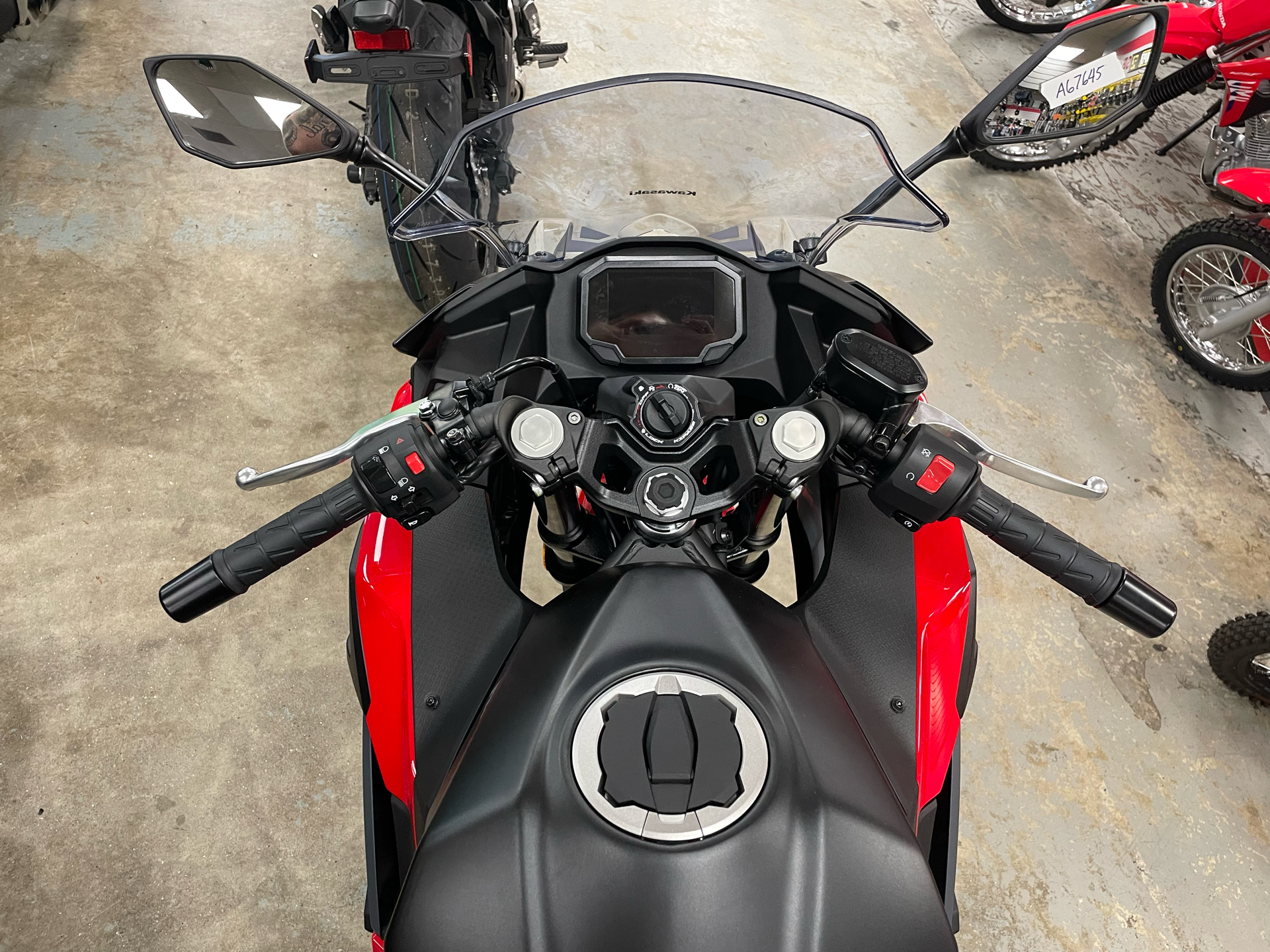 2025 Kawasaki Ninja 500 SE ABS in Northampton, Massachusetts - Photo 4