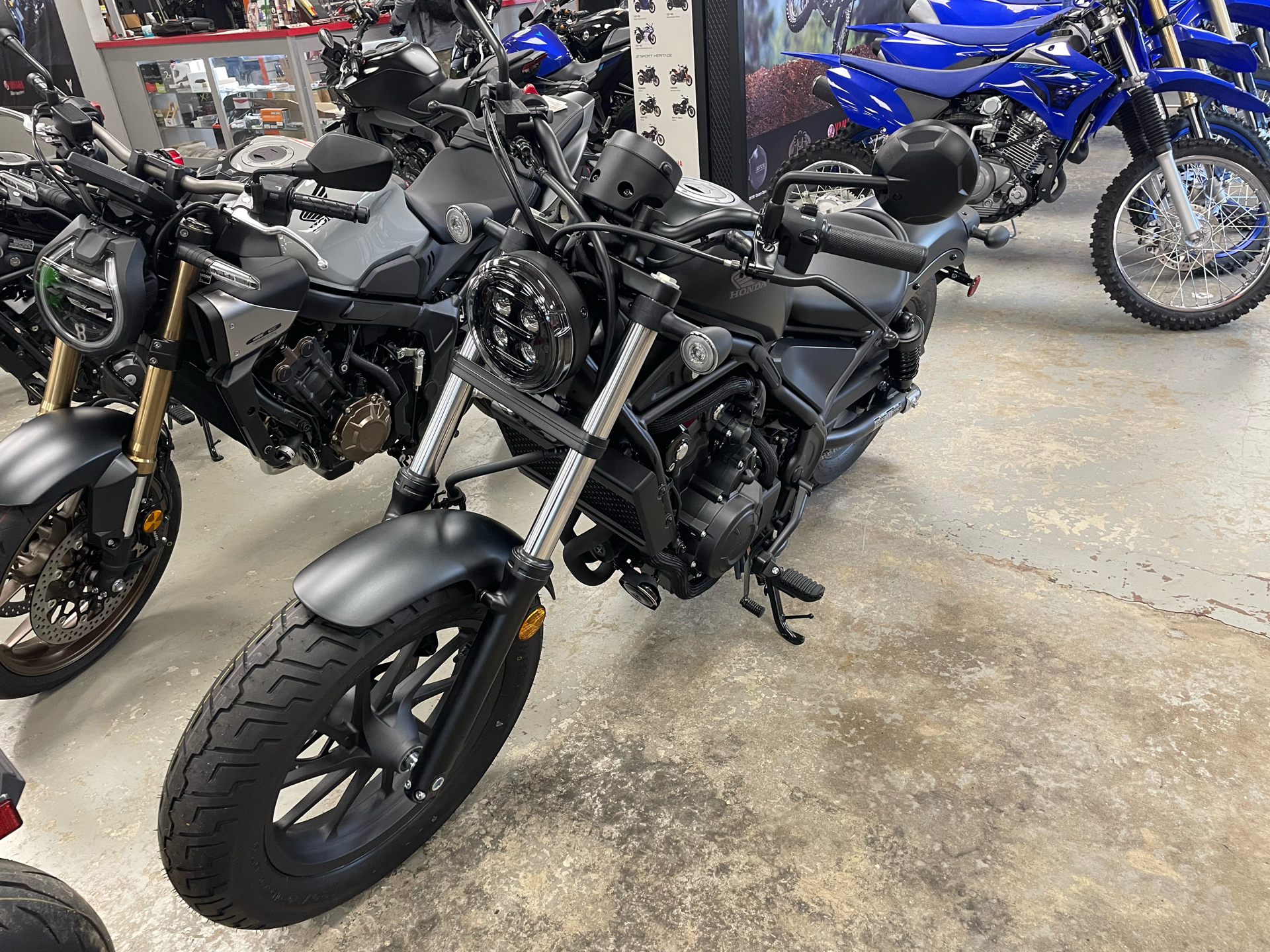 2025 Honda Rebel 500 in Northampton, Massachusetts - Photo 4