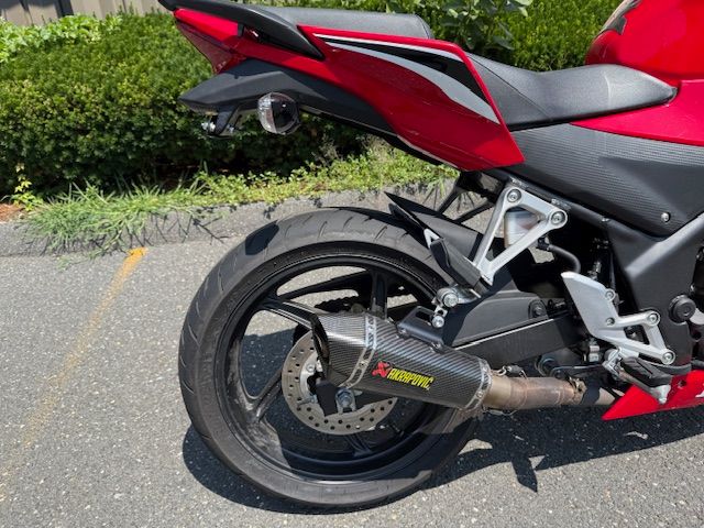 2022 Honda CBR300R in Northampton, Massachusetts - Photo 5