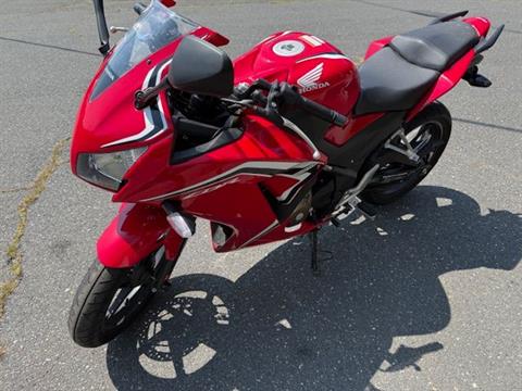 2022 Honda CBR300R in Northampton, Massachusetts - Photo 3
