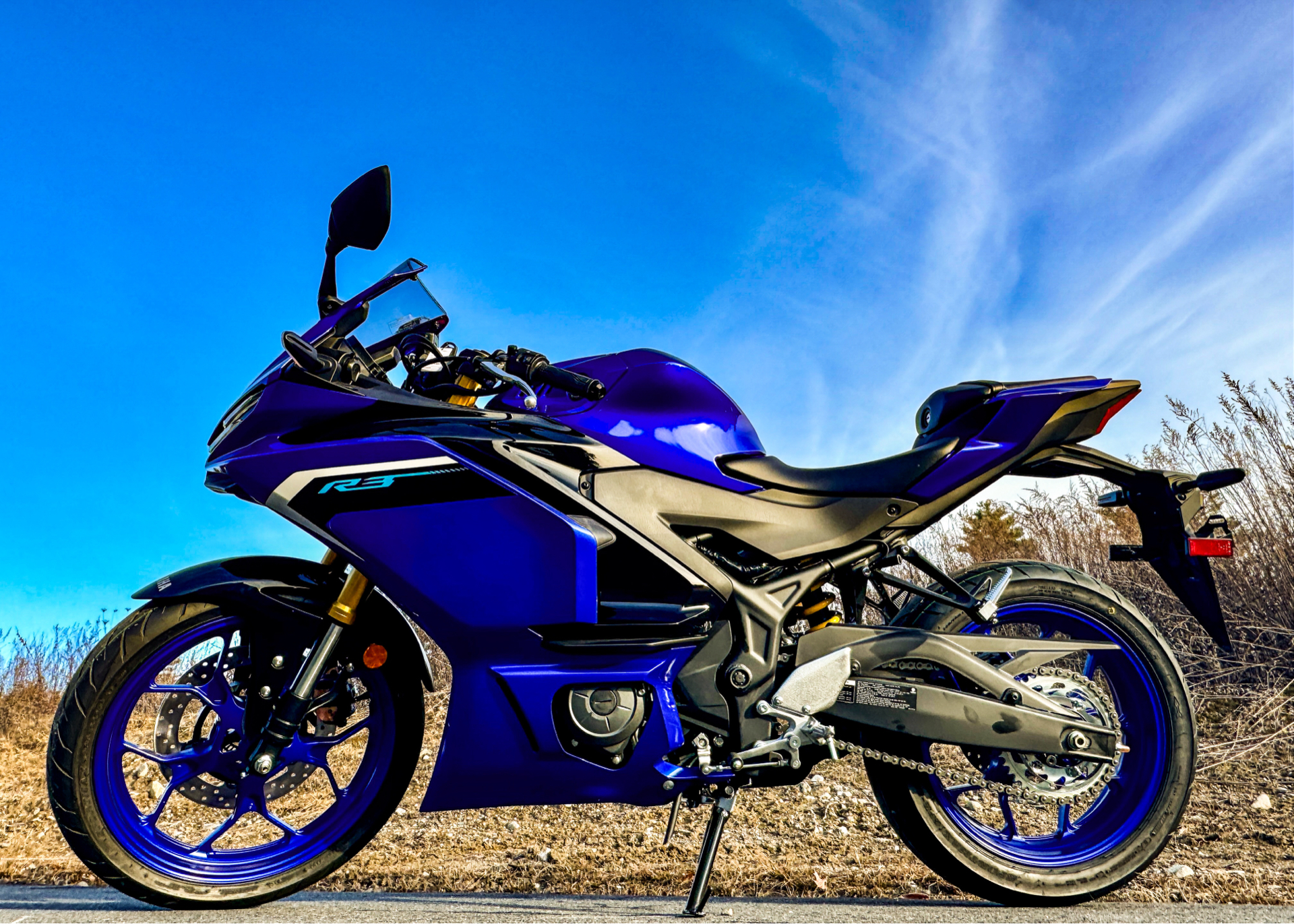 2025 Yamaha YZF-R3 in Northampton, Massachusetts - Photo 3