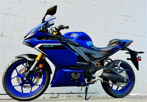 2025 Yamaha YZF-R3 in Northampton, Massachusetts - Photo 25