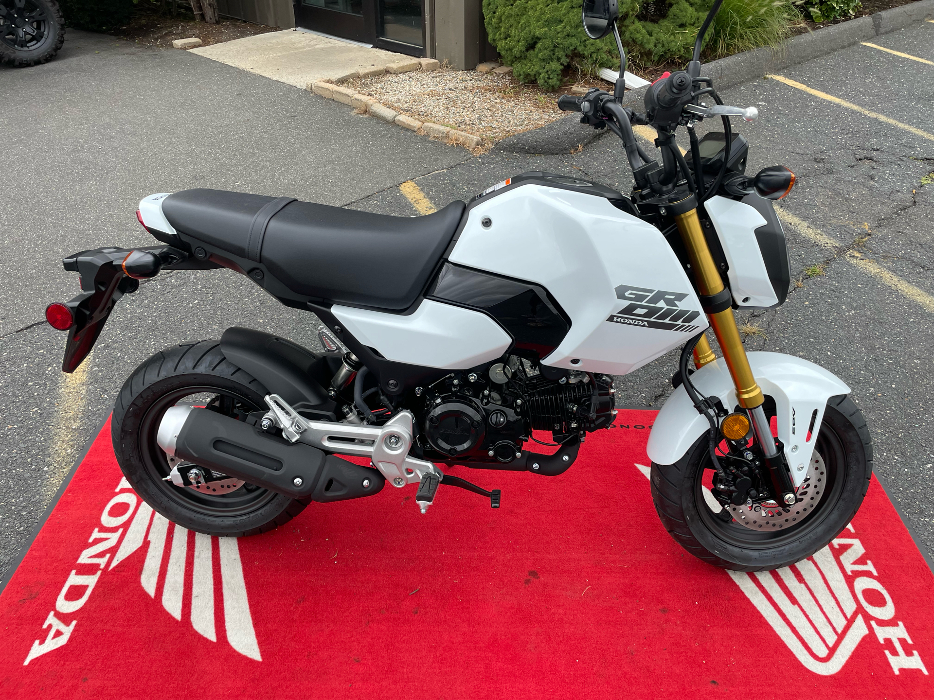2026 Honda Grom ABS in Northampton, Massachusetts - Photo 2