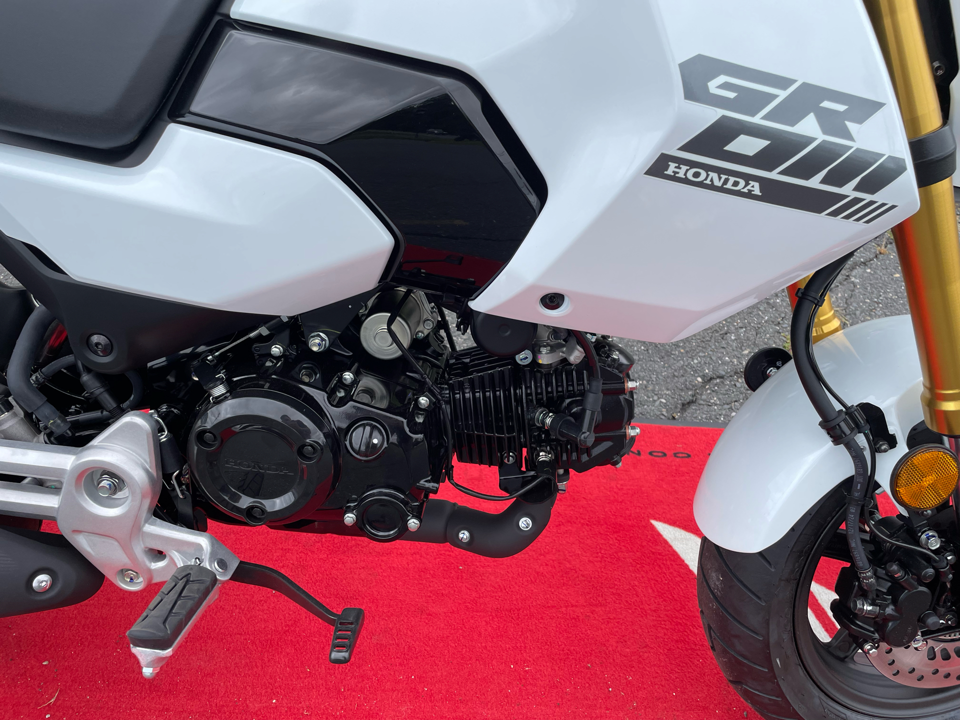 2026 Honda Grom ABS in Northampton, Massachusetts - Photo 3