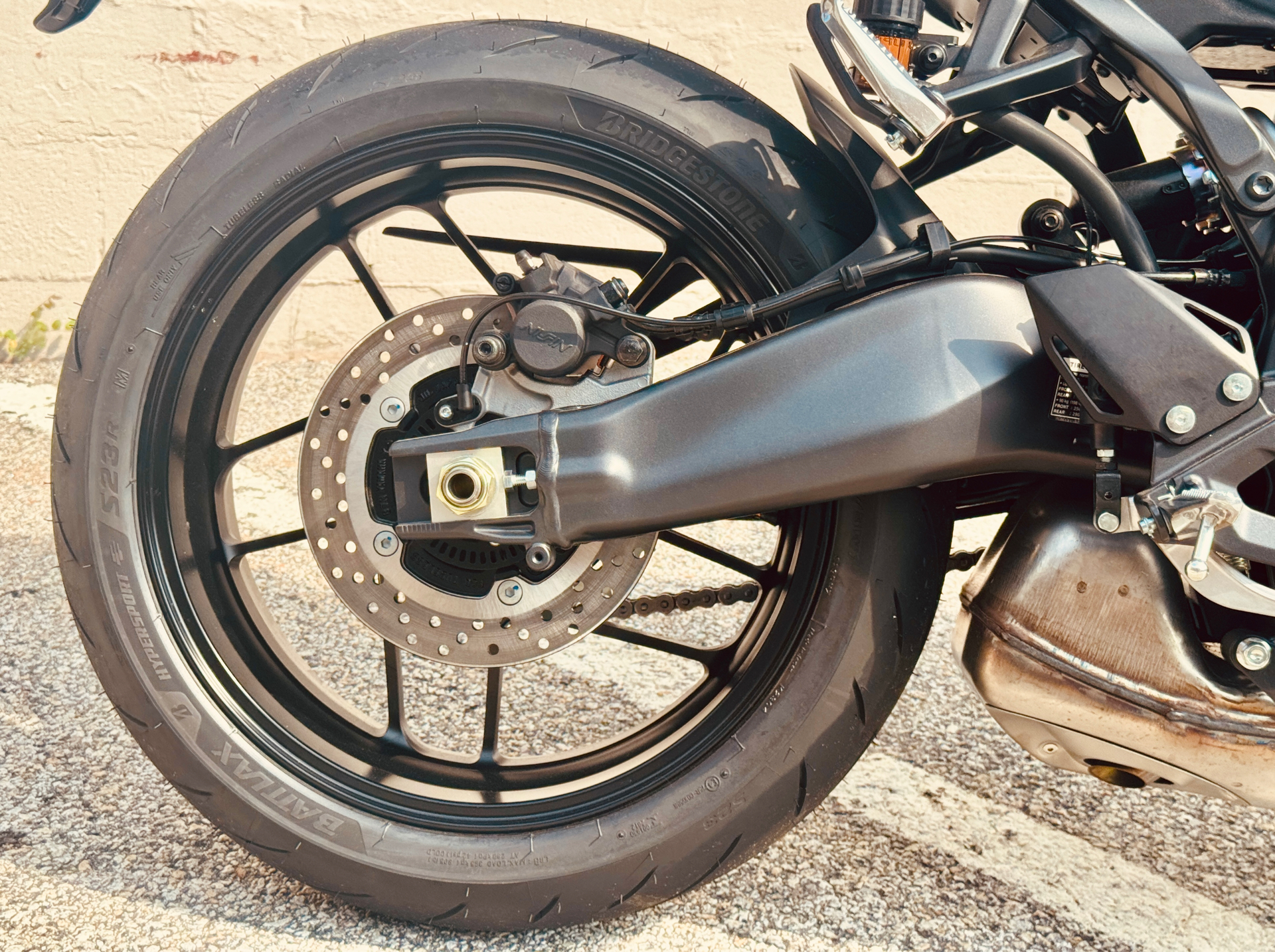 2025 Yamaha MT-09 in Northampton, Massachusetts - Photo 13