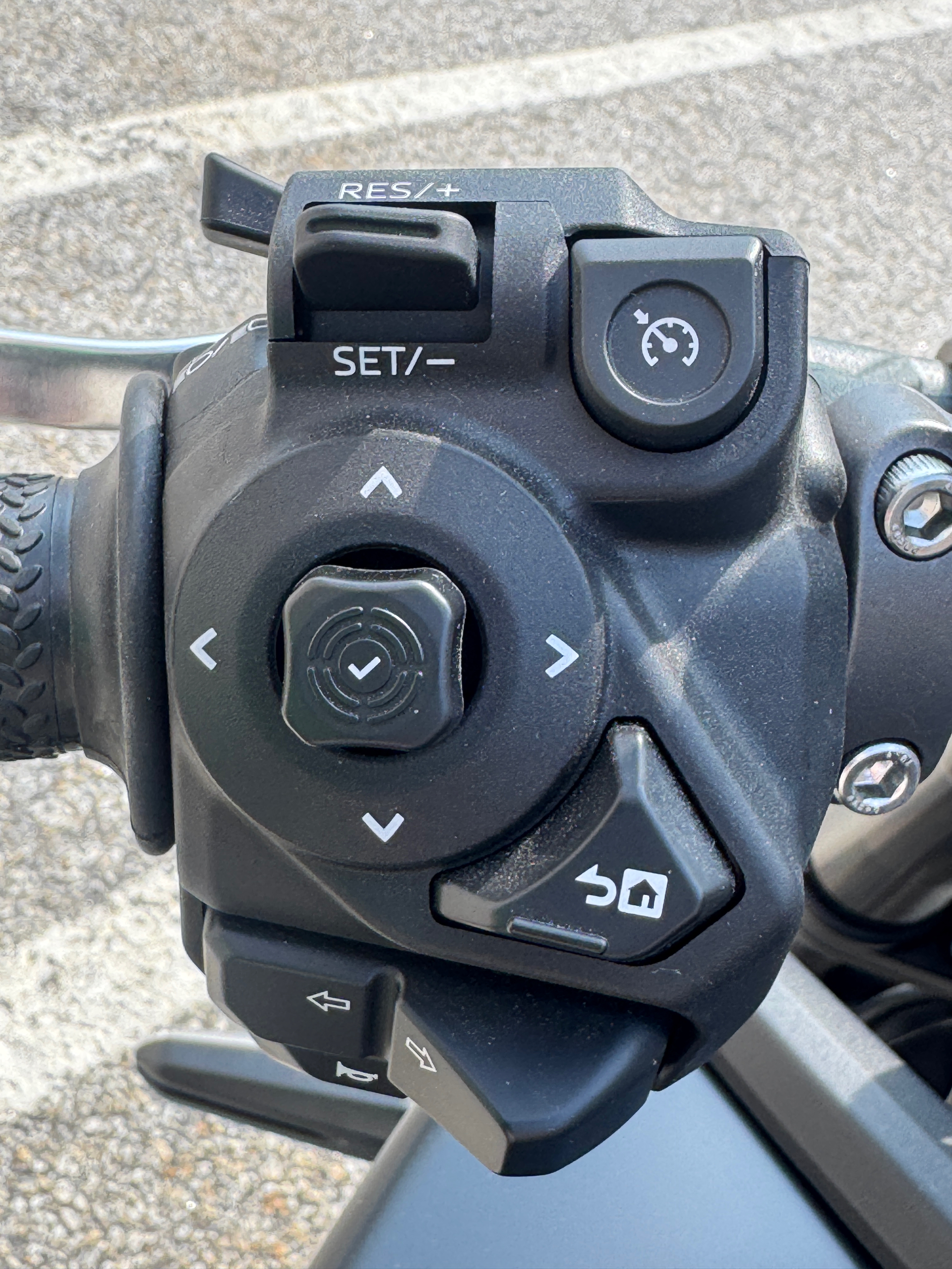 2025 Yamaha MT-09 in Northampton, Massachusetts - Photo 2