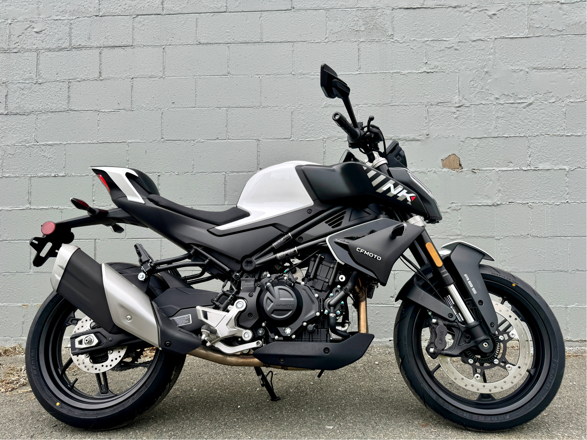 2024 CFMOTO 450NK in Northampton, Massachusetts - Photo 25