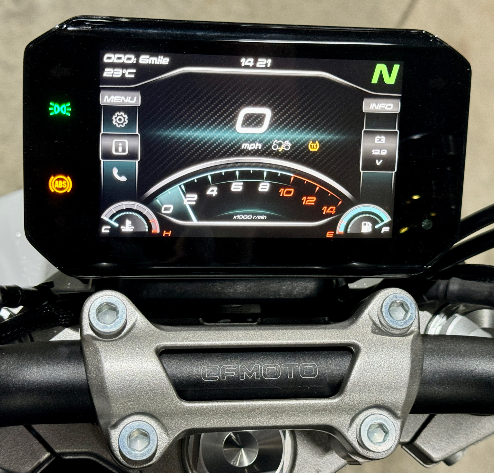 2024 CFMOTO 450NK in Northampton, Massachusetts - Photo 34