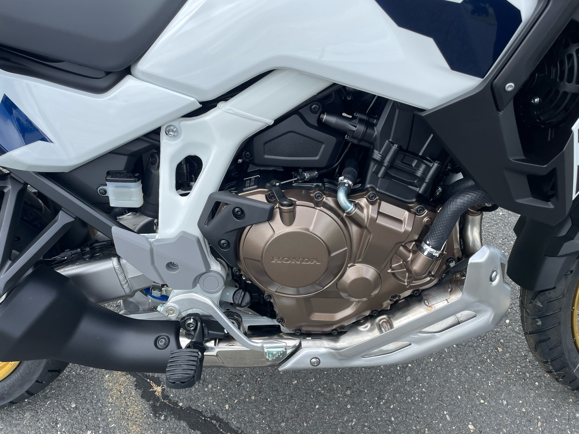 2025 Honda Africa Twin Adventure Sports ES in Northampton, Massachusetts - Photo 4