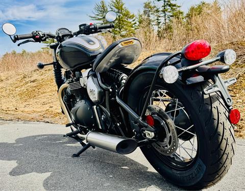 2025 Triumph Bonneville Bobber in Foxboro, Massachusetts - Photo 21
