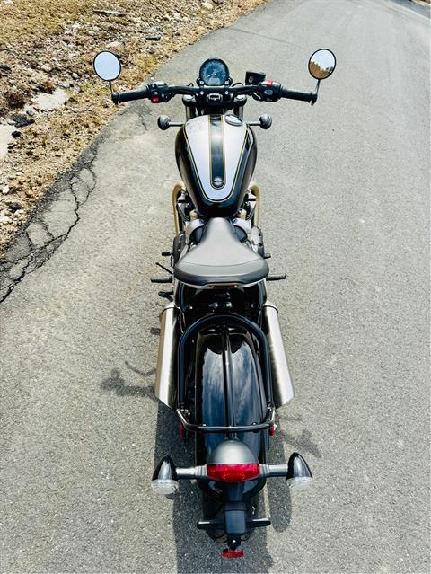 2025 Triumph Bonneville Bobber in Foxboro, Massachusetts - Photo 12