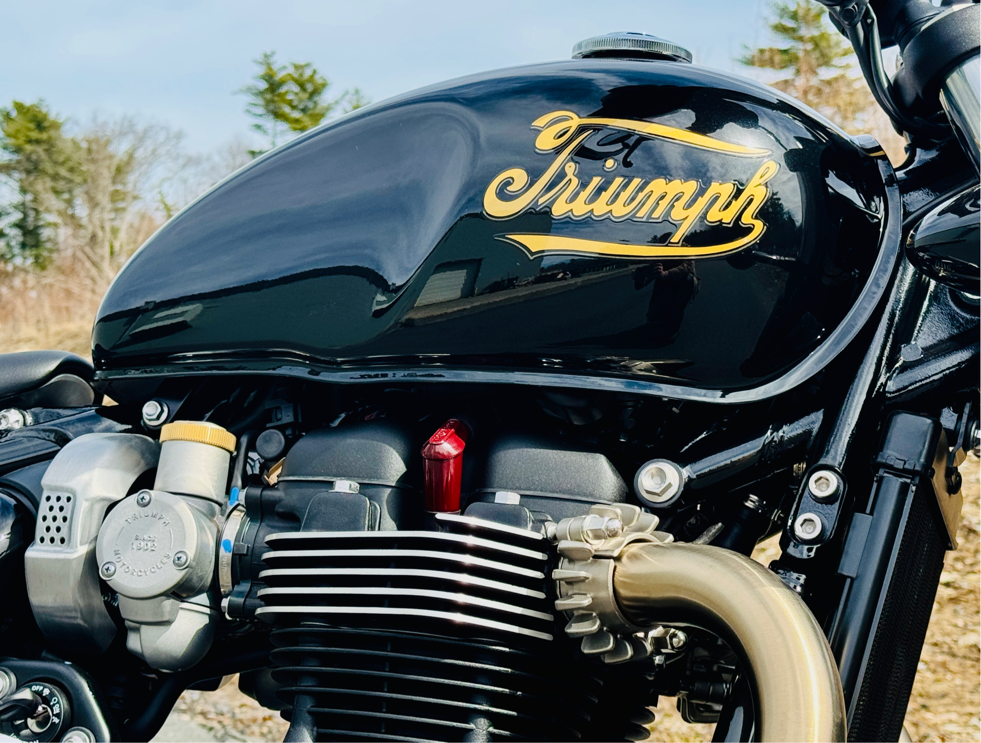 2025 Triumph Bonneville Bobber in Foxboro, Massachusetts - Photo 6