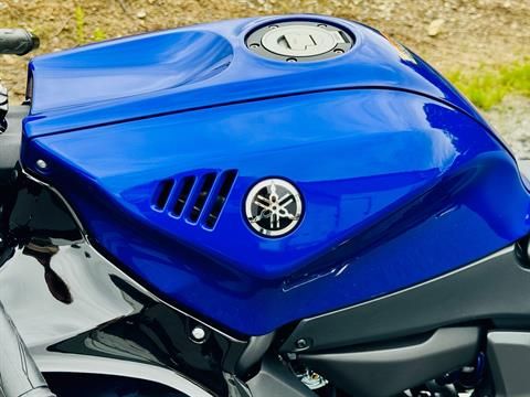 2025 Yamaha YZF-R7 in Foxboro, Massachusetts - Photo 7