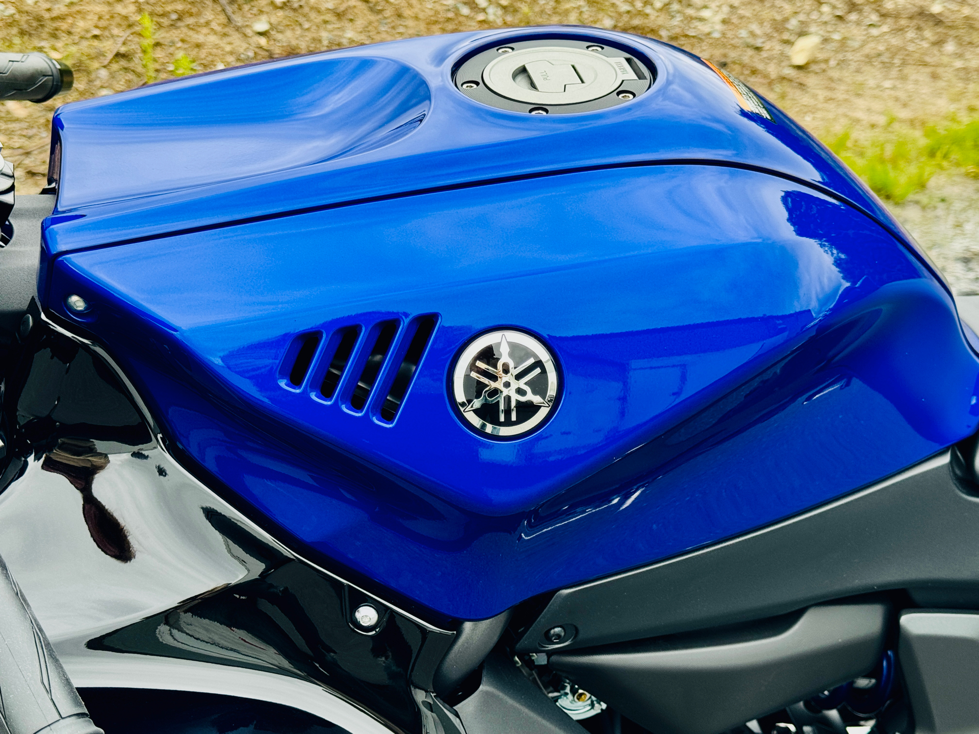 2025 Yamaha YZF-R7 in Foxboro, Massachusetts - Photo 10