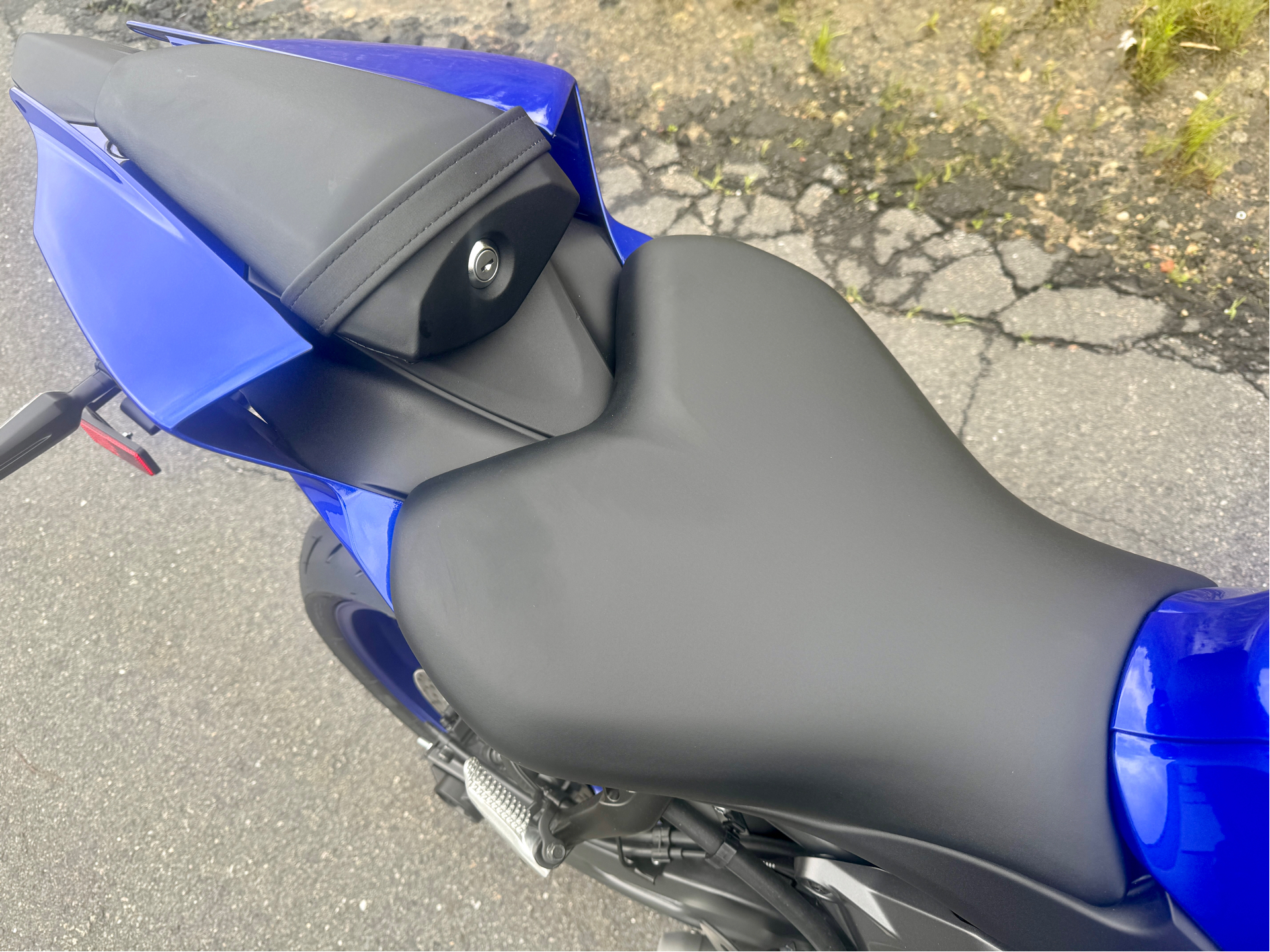 2025 Yamaha YZF-R7 in Foxboro, Massachusetts - Photo 12