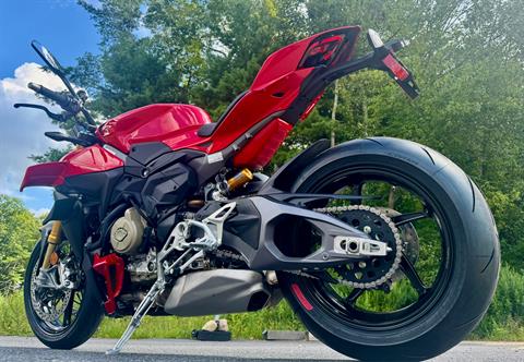 2025 Ducati Streetfighter V4 S in Foxboro, Massachusetts - Photo 7