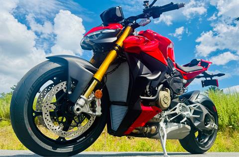 2025 Ducati Streetfighter V4 S in Foxboro, Massachusetts - Photo 1