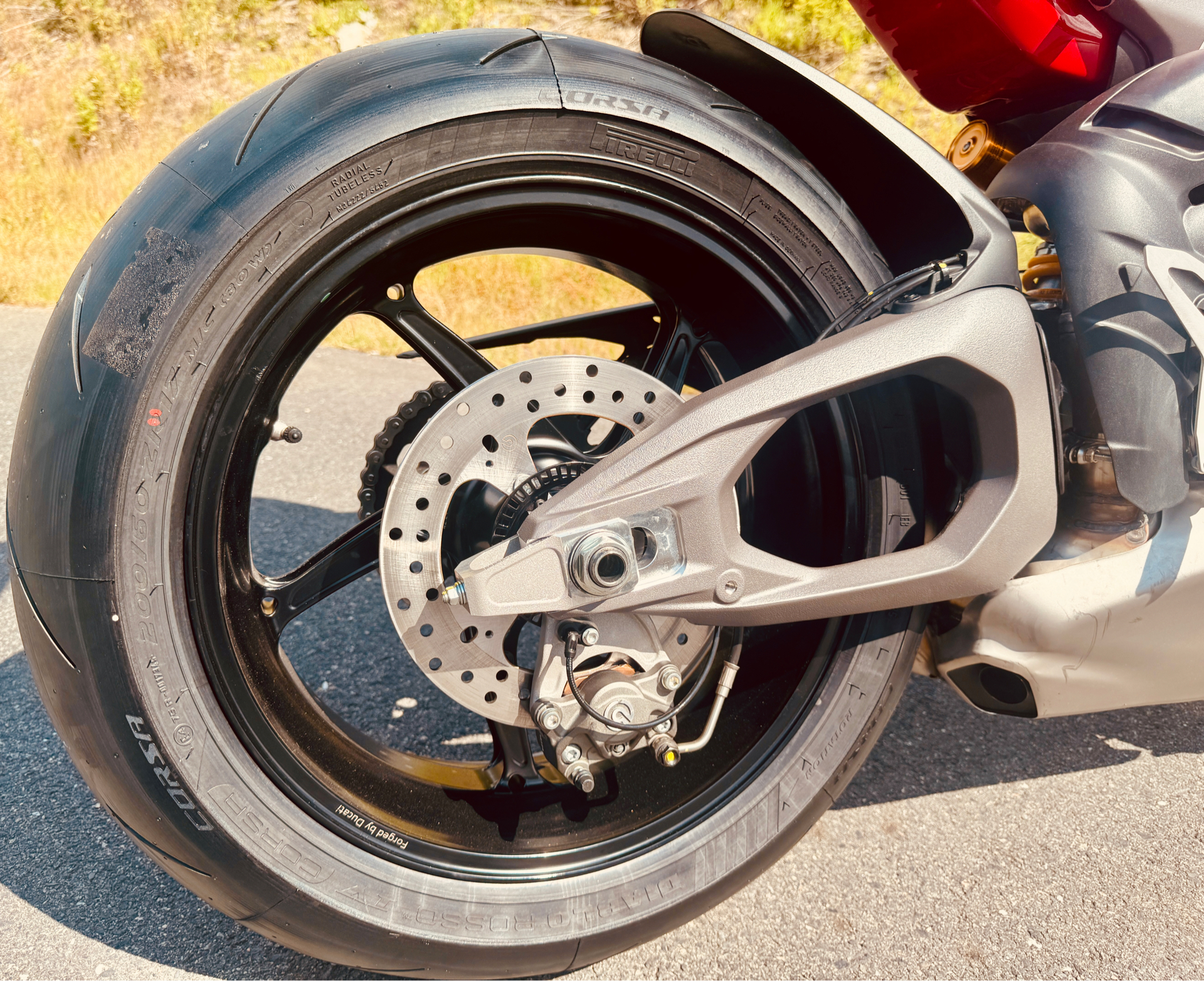2025 Ducati Streetfighter V4 S in Foxboro, Massachusetts - Photo 18