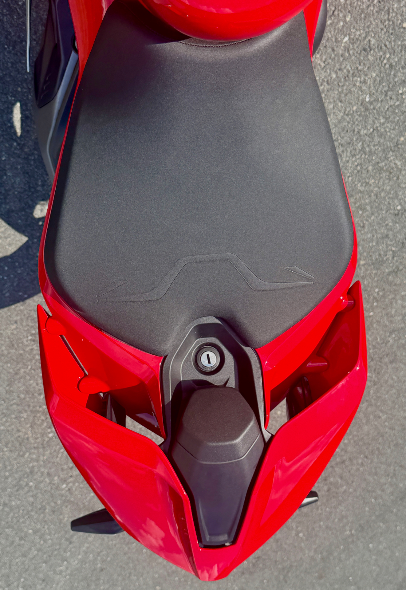 2025 Ducati Streetfighter V4 S in Foxboro, Massachusetts - Photo 22