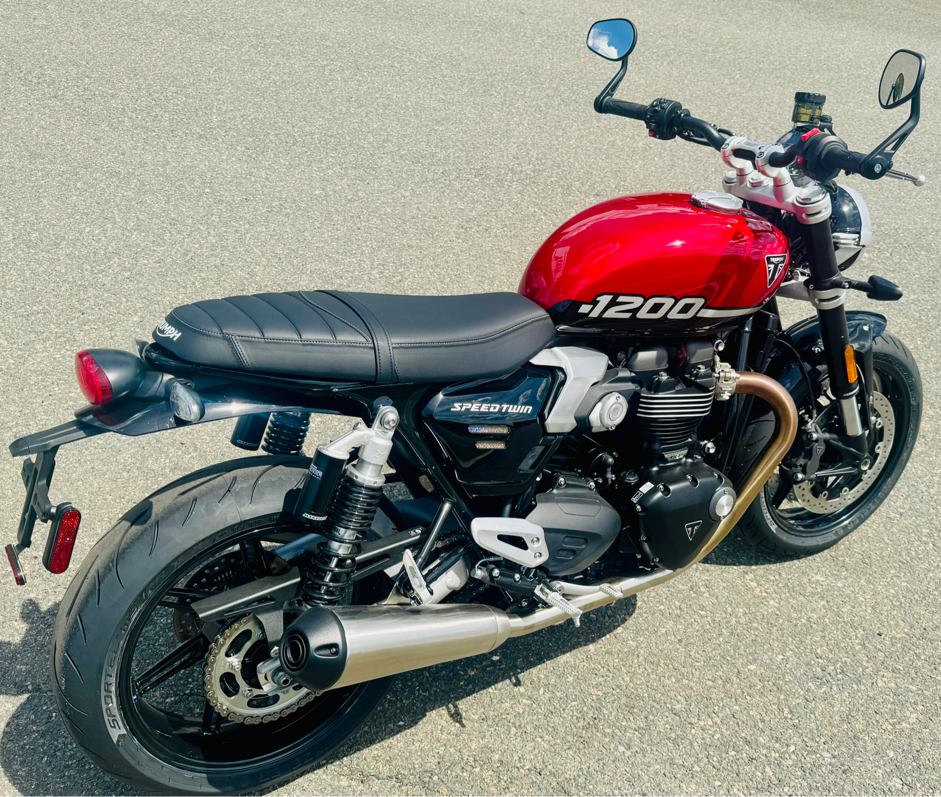2025 Triumph Speed Twin 1200 in Foxboro, Massachusetts - Photo 21