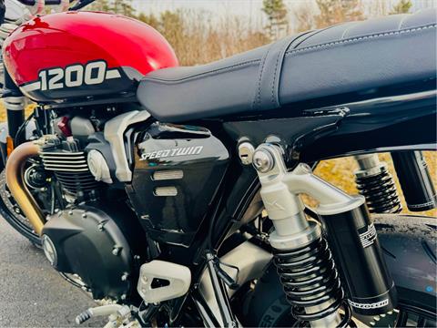 2025 Triumph Speed Twin 1200 in Foxboro, Massachusetts - Photo 18