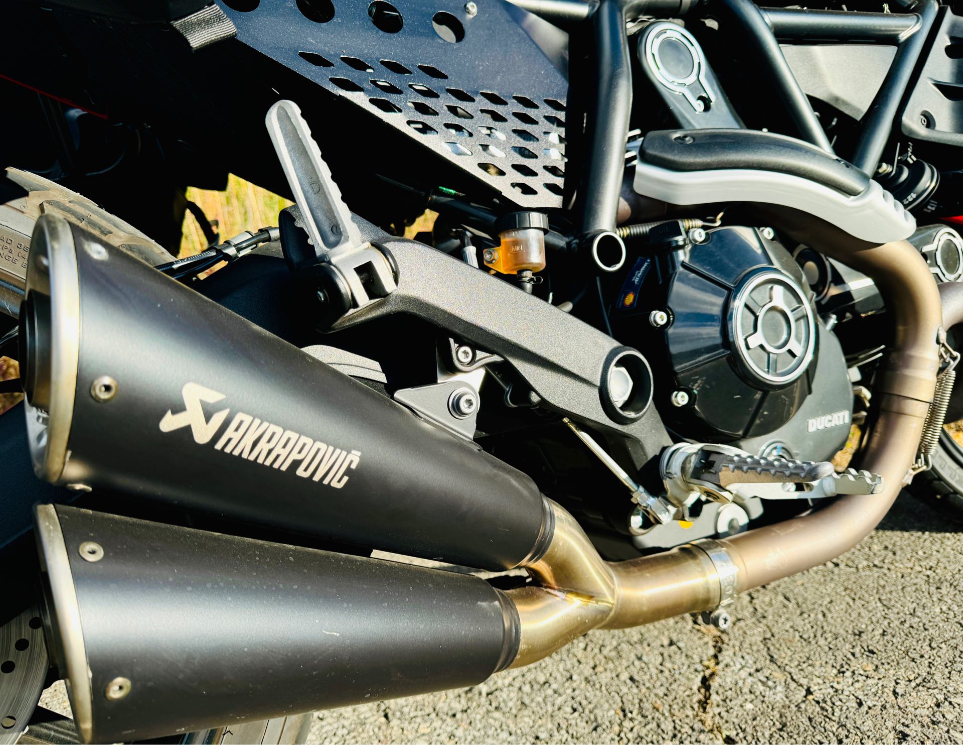 2022 Ducati Scrambler Icon in Foxboro, Massachusetts - Photo 15