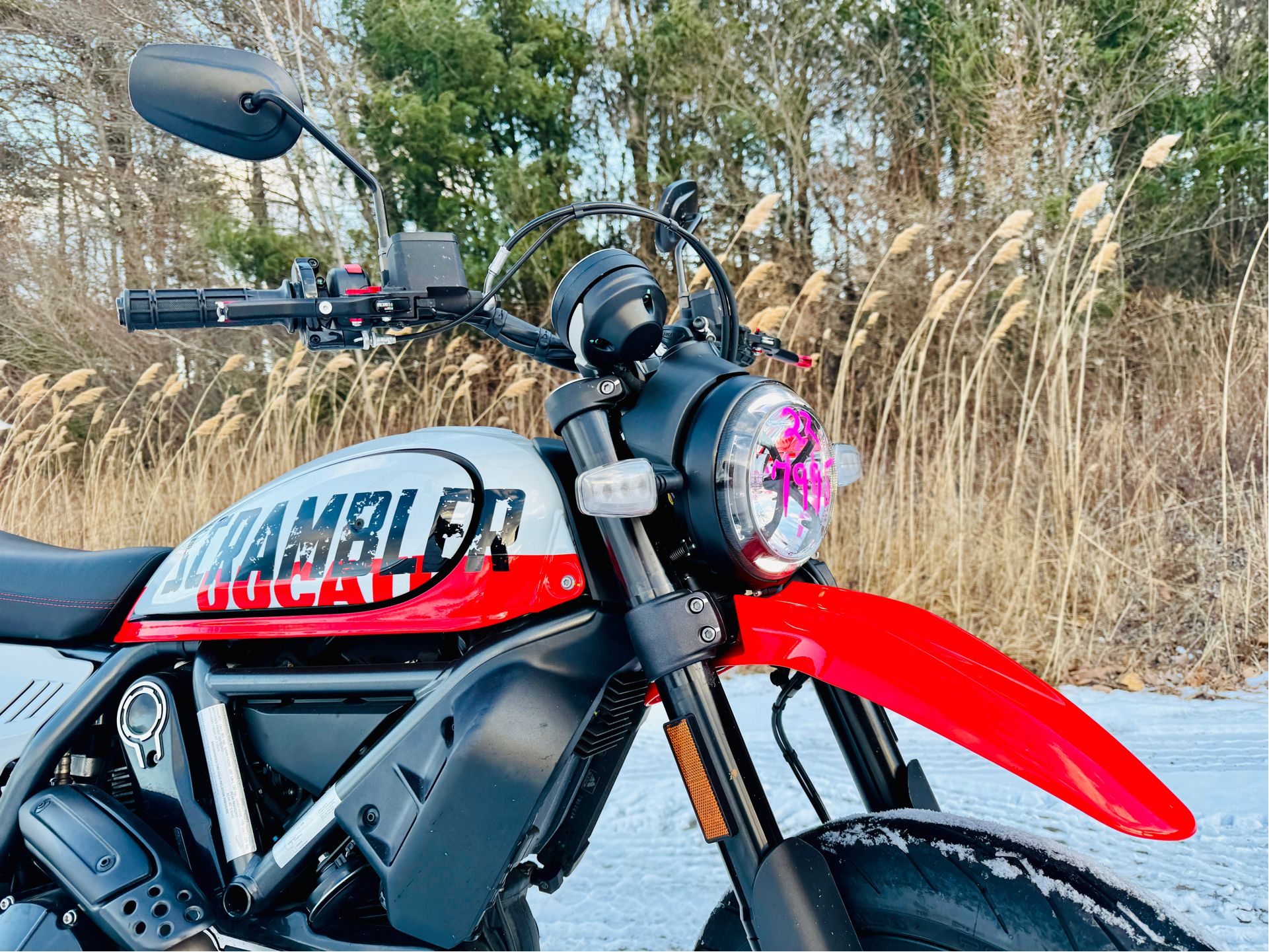 2022 Ducati Scrambler Icon in Foxboro, Massachusetts - Photo 16