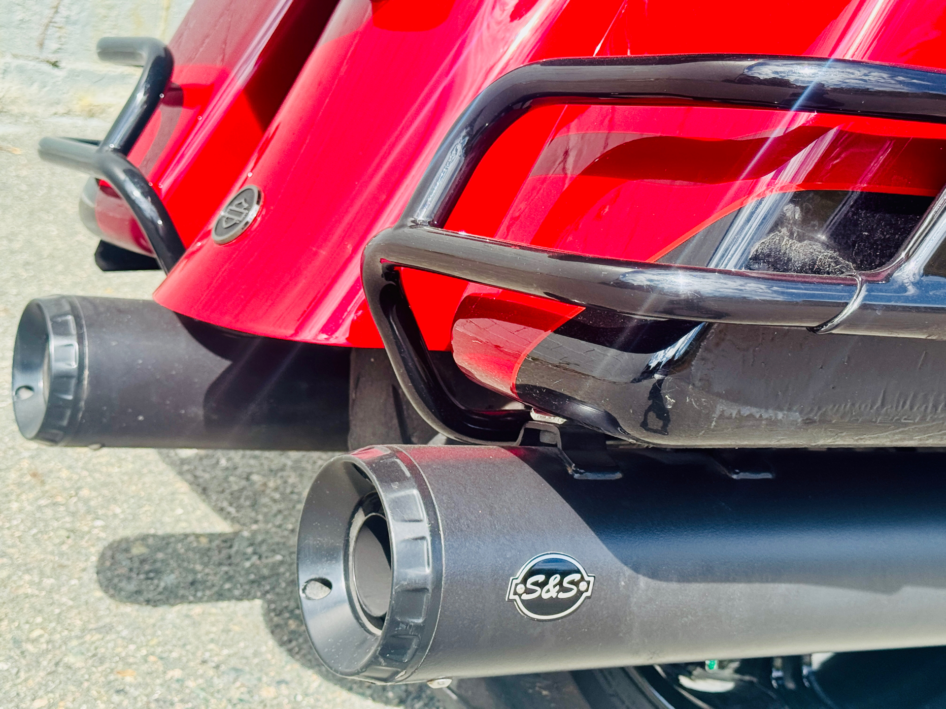 2021 Harley-Davidson Ultra Limited in Foxboro, Massachusetts - Photo 2