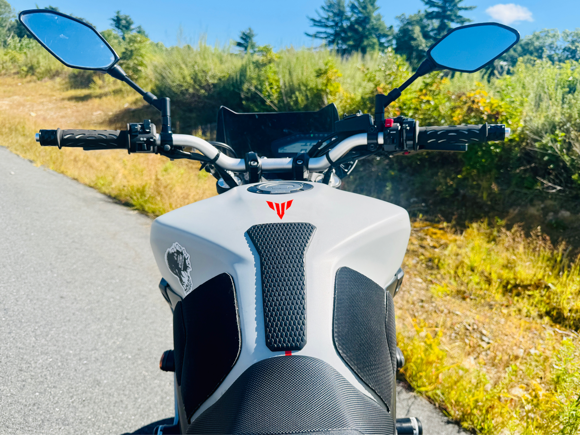 2020 Yamaha MT-09 in Foxboro, Massachusetts - Photo 8