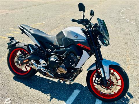 2020 Yamaha MT-09 in Foxboro, Massachusetts - Photo 23