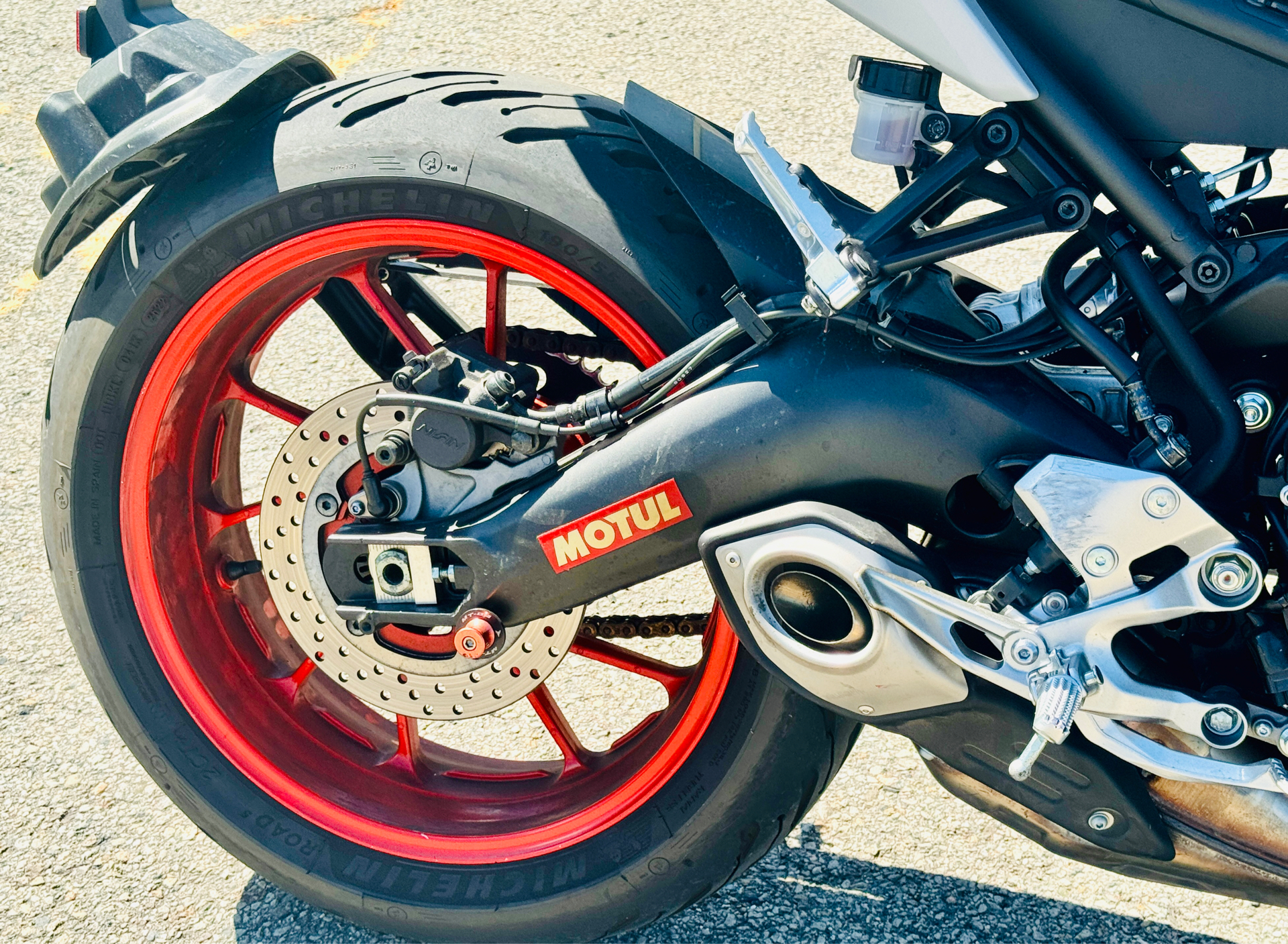 2020 Yamaha MT-09 in Foxboro, Massachusetts - Photo 18