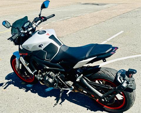 2020 Yamaha MT-09 in Foxboro, Massachusetts - Photo 21