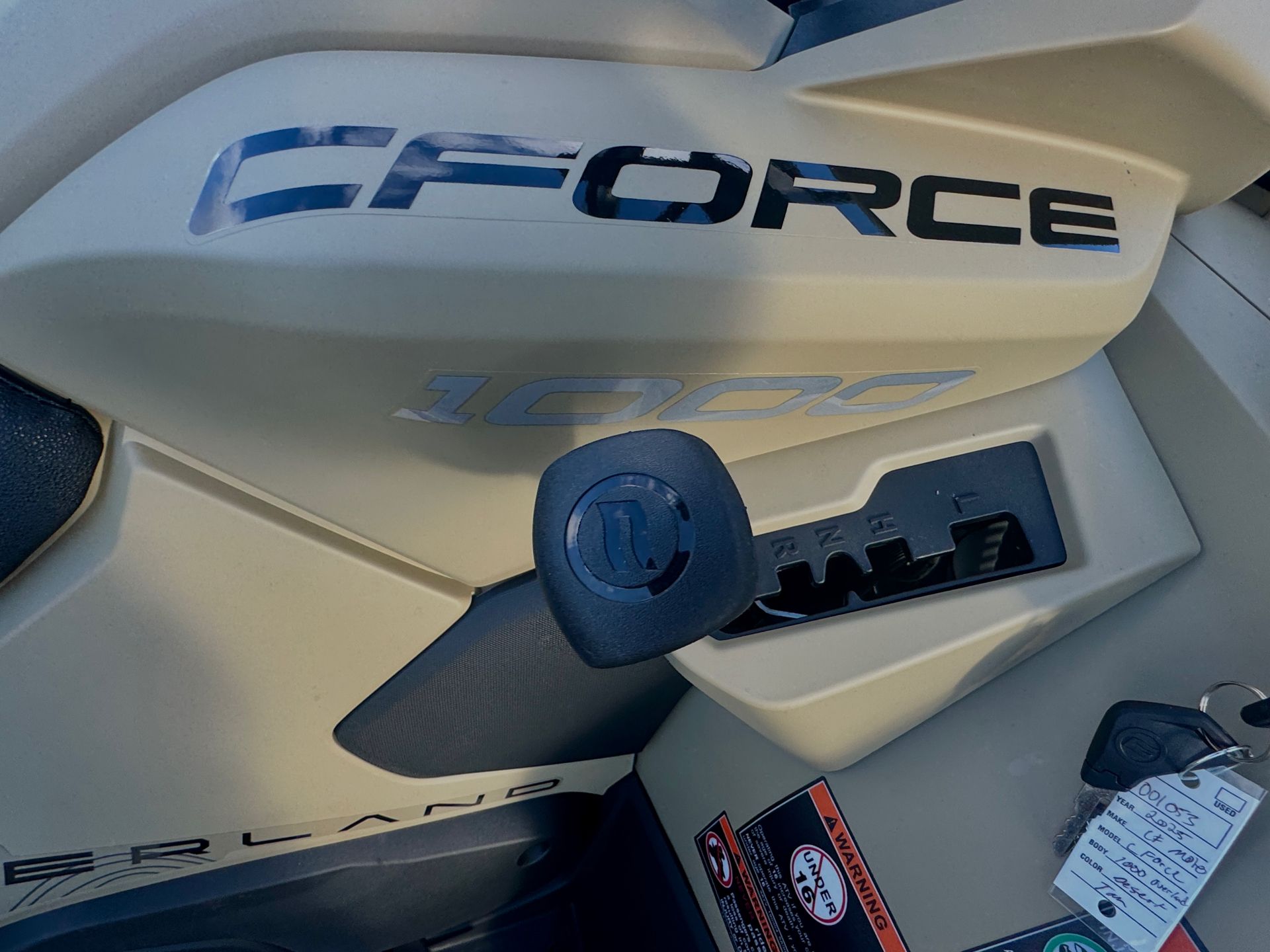 2025 CFMOTO CForce 1000 Overland in Foxboro, Massachusetts - Photo 2