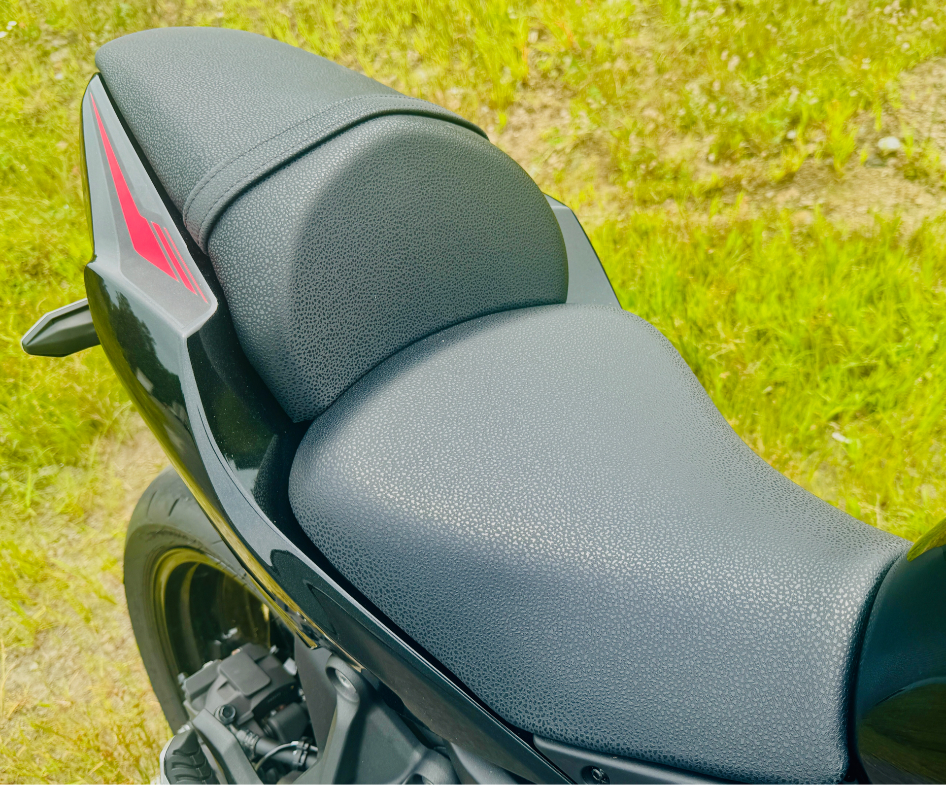 2023 Kawasaki Z650 in Foxboro, Massachusetts - Photo 8